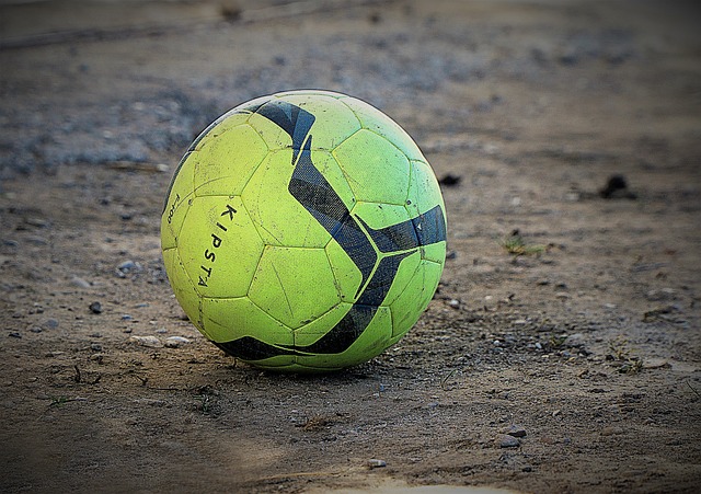 意甲半场：内雷斯双响，那不勒斯3-0亚特兰大