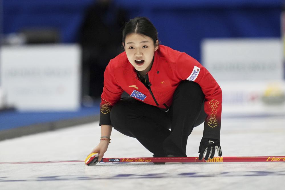 雷迪克：我们球员希望打出自己的风格，我也希望他们审时度势