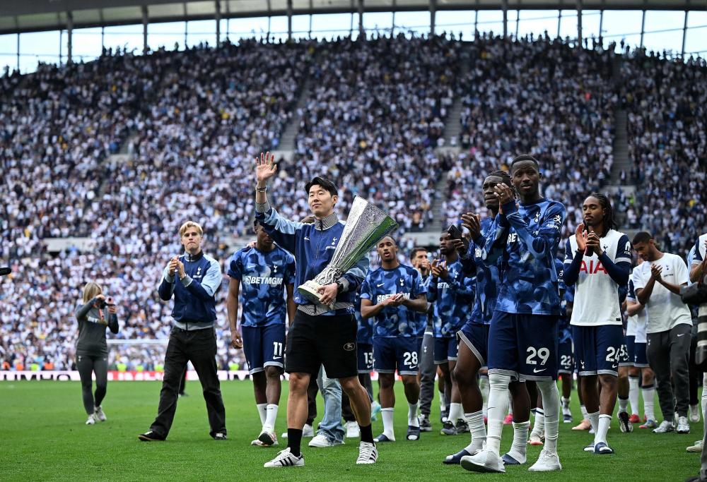 2-1，打爆日本张本智和，状态低迷连续丢分，邱党给对手上课