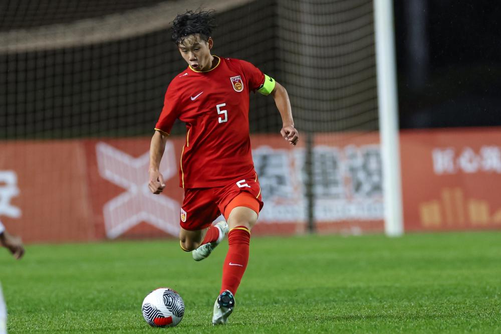 扑点+6次扑救，迈尼昂当选与国米一役米兰队内最佳球员